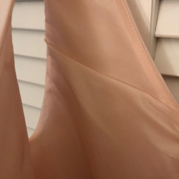 Beautiful pale pink dress - Picture 5 of 9